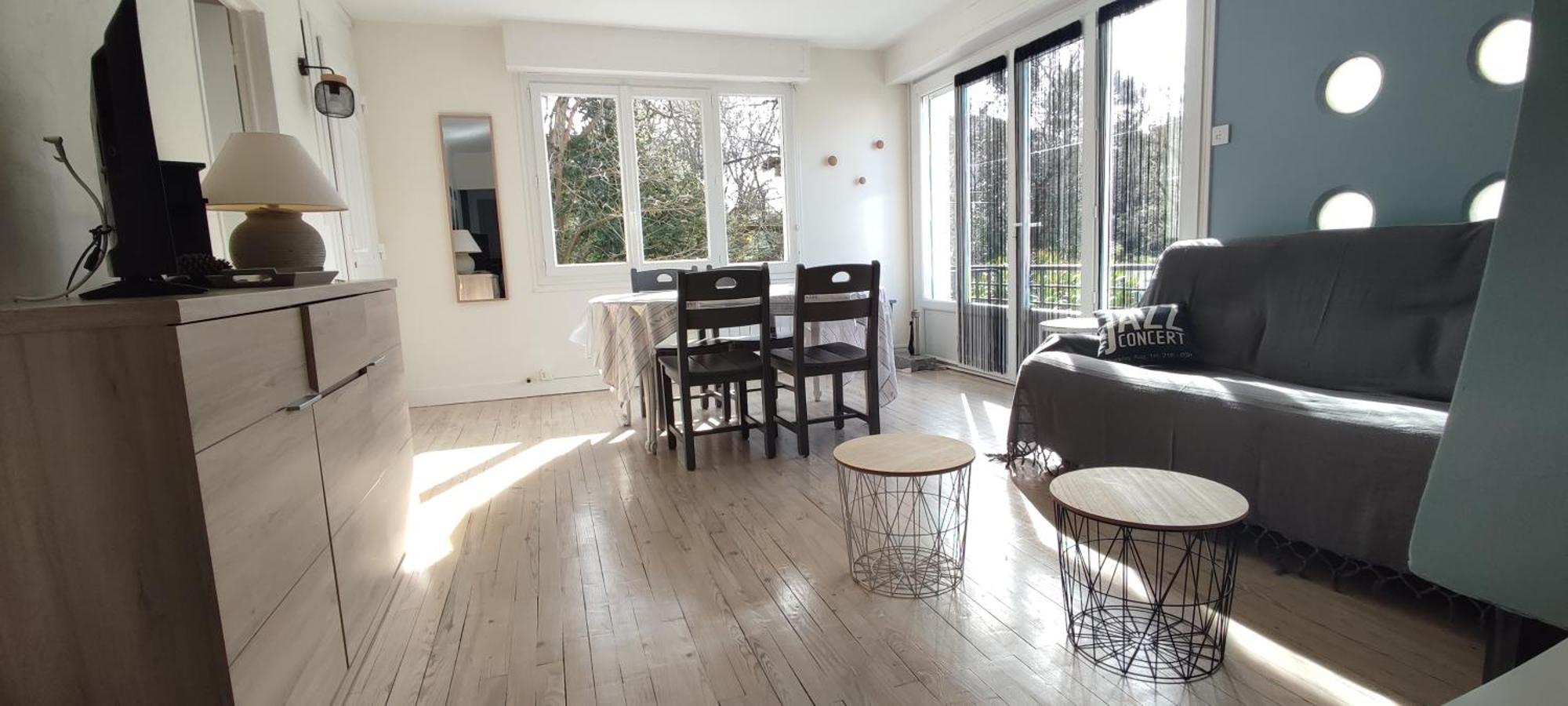 Idealement Situe, Tout A Pied, 60M2 생죠지드디돈느 외부 사진